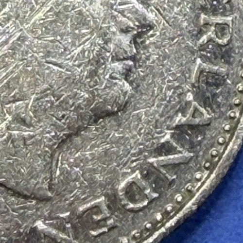 1970 Netherlands 2 1/2 Gulden Queen Juliana Coin VF Dutch Coat of Arms Nickel
