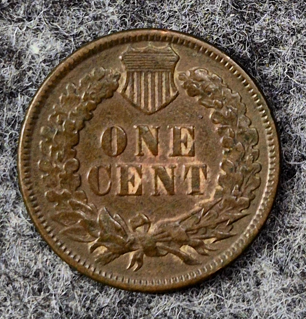 Lot (3) 1892 Indian Head Cents Different Tones Matching XF Features Coins Shown