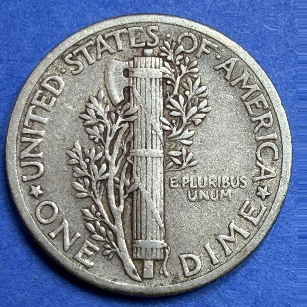 1937 Mercury Dime 10C F-VF Philadelphia Silver Winged Liberty Head US Type Coin