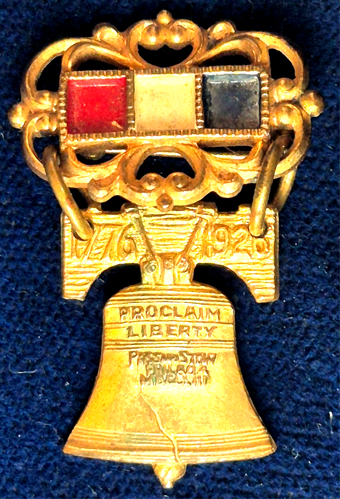 Vintage 1926 Philadelphia Sesqui-Centennial Expo Souvenir Liberty Bell Medal