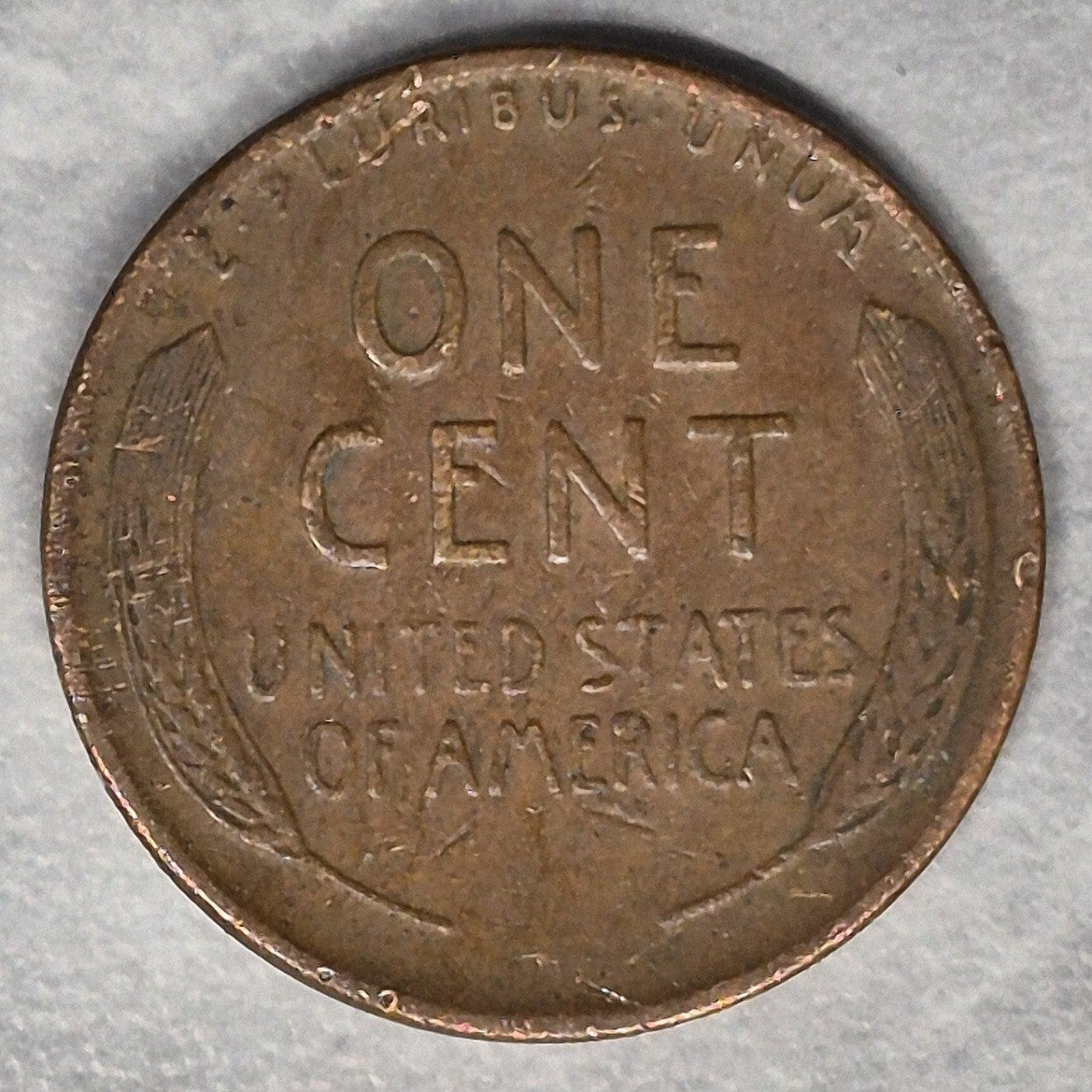 1945 Lincoln Wheat Cent 1C Philadelphia WWII Shell Case Wheat Penny Fine Brown