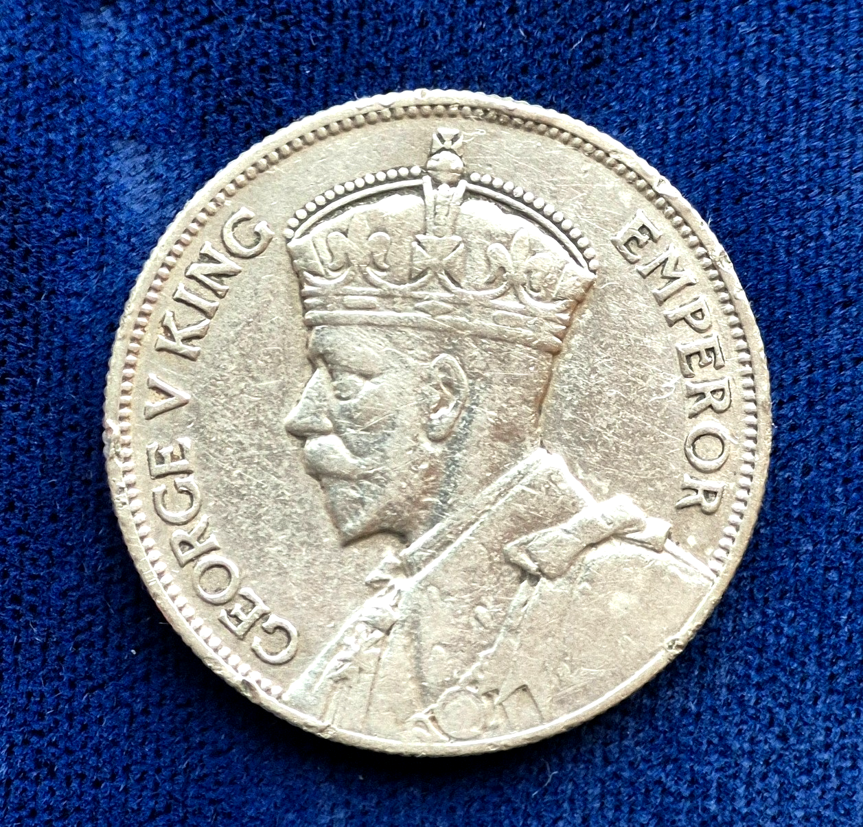 1934 New Zealand One Florin 50% SILVER Coin VF Features