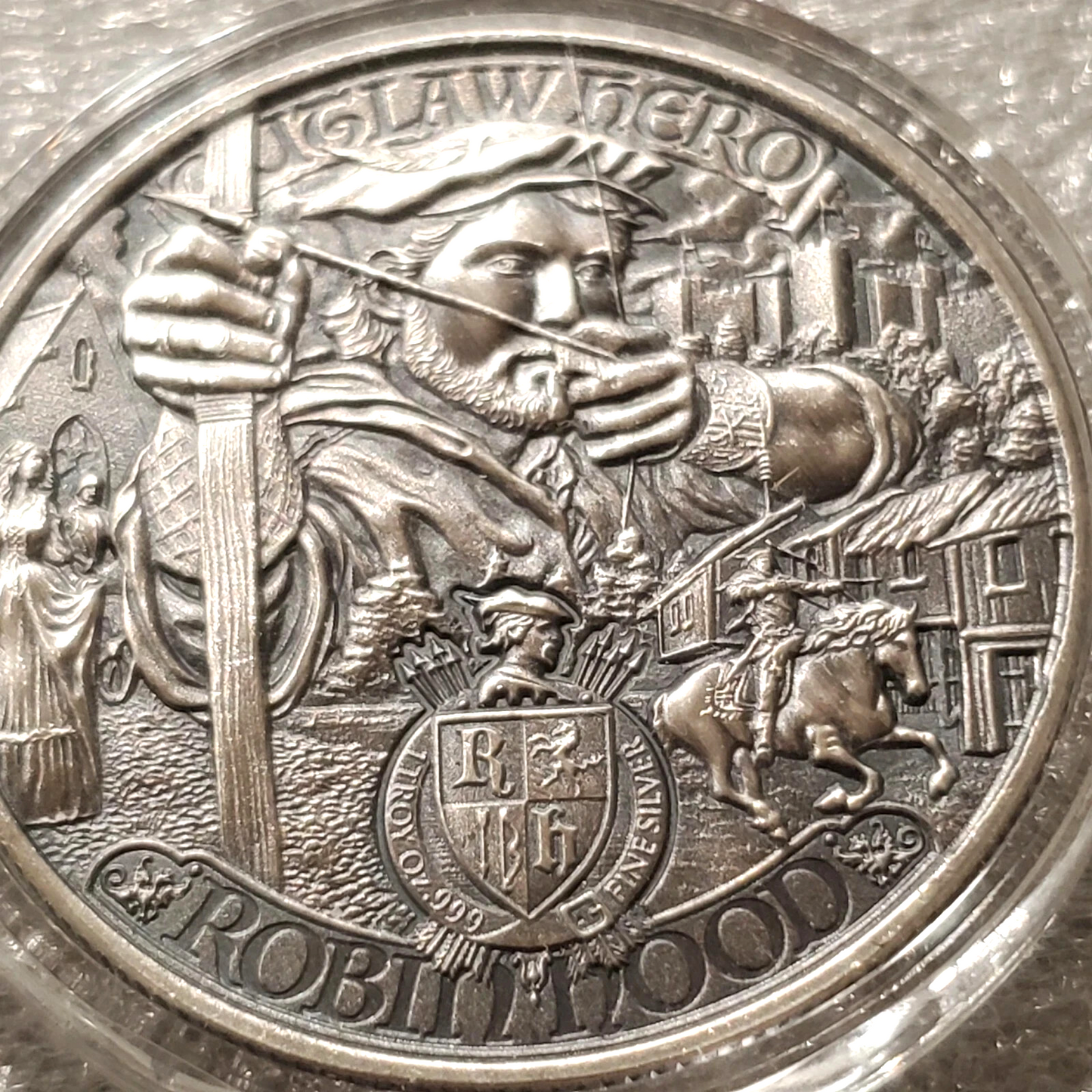 1 oz .999 Silver ROBIN HOOD Antiqued Coin Medieval Legend $2 Niue Outlaw Hero