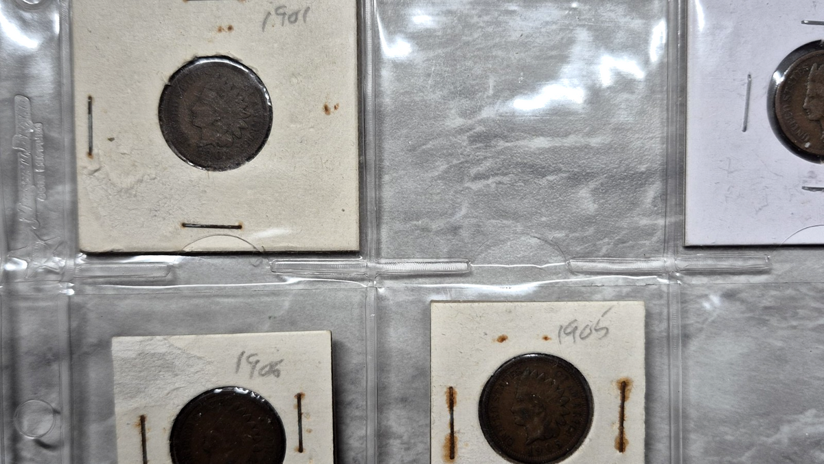 Lot of 11 Indian Head Cents 1897-1907 Vintage 2x2 Flips Old Collection 1C Penny