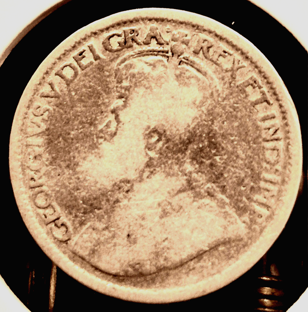 Canada - 10 Cents 1918 George V Dime 2.16 Grams of .925% Sterling Silver WWI Era