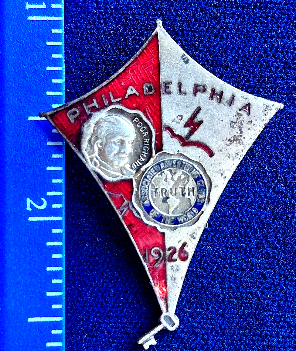 Vintage 1926 Sesqui-Centennial Expo Souvenir Poor Richard Enamel Kite Lapel Pin