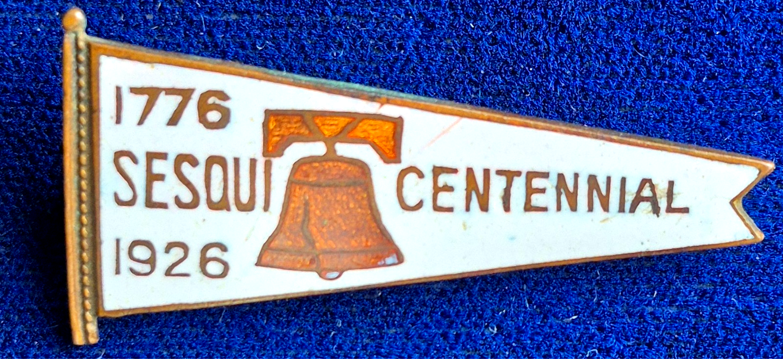 Vintage 1926 Philadelphia SesquiCentennial Expo Souvenir Enamel Banner Lapel Pin