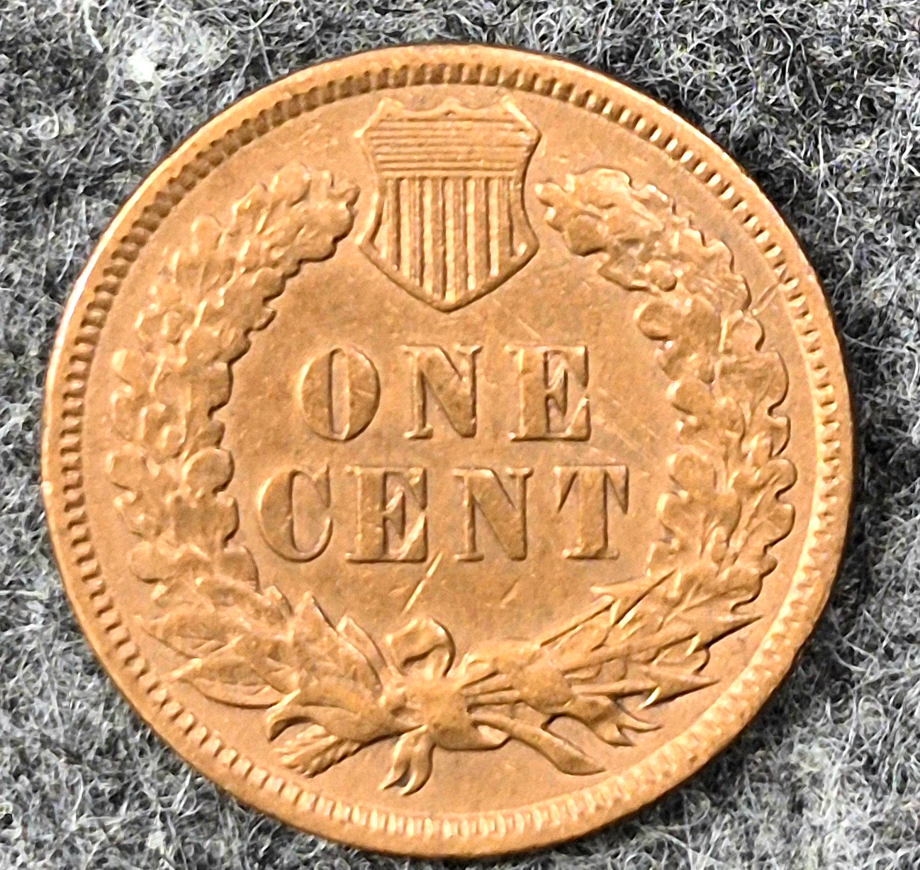 Lot (3) 1892 Indian Head Cents Different Tones Matching XF Features Coins Shown