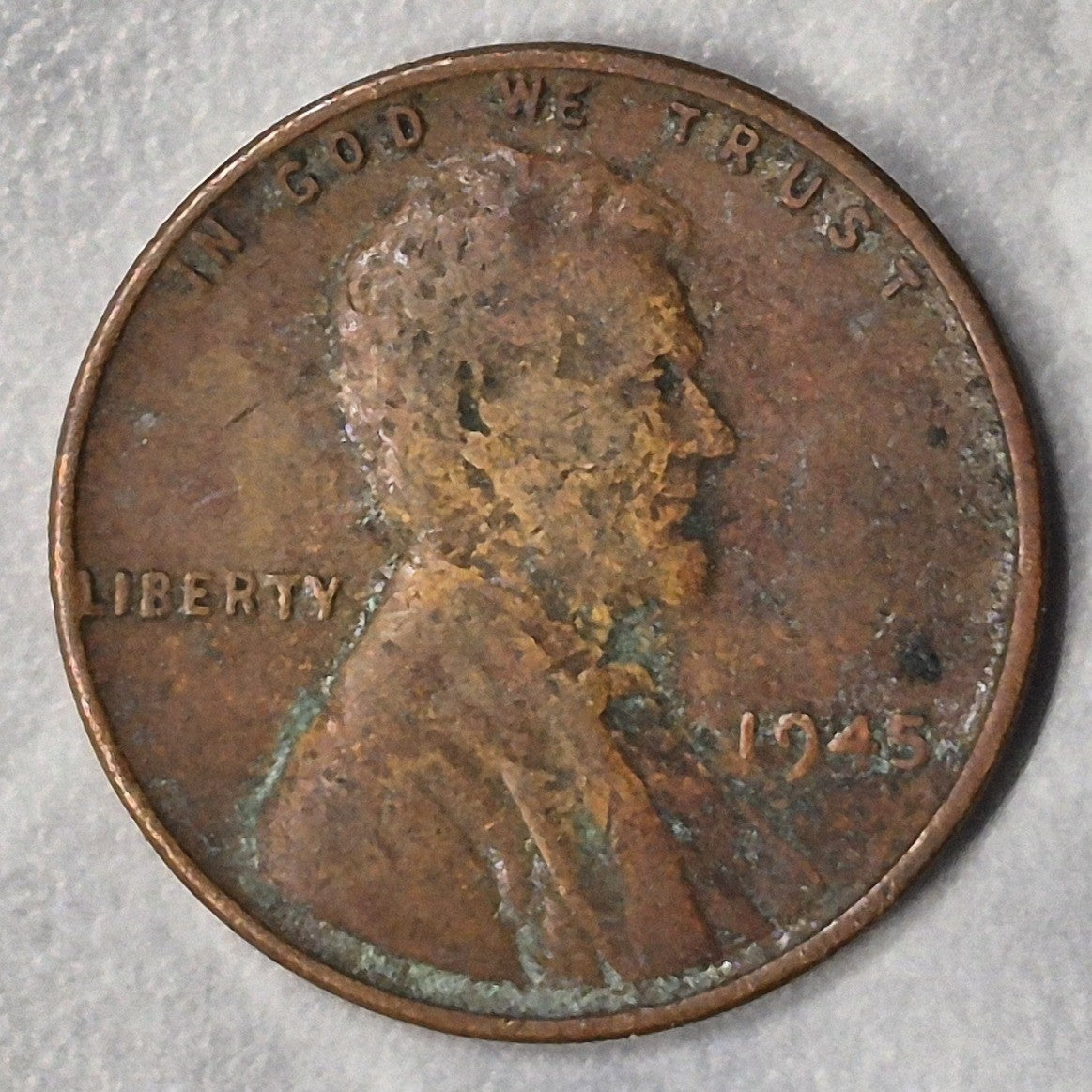 1945 Lincoln Wheat Cent 1C Philadelphia WWII Shell Case Wheat Penny Fine Brown
