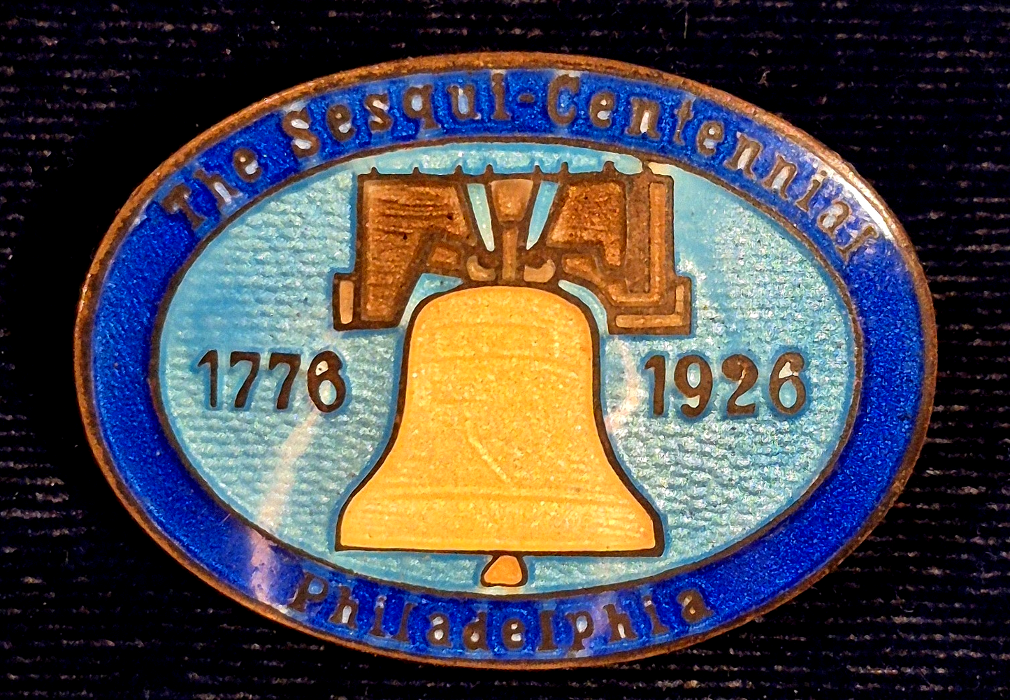Vintage 1926 Philadelphia Sesqui-Centennial Expo Souvenir Liberty Bell Lapel Pin