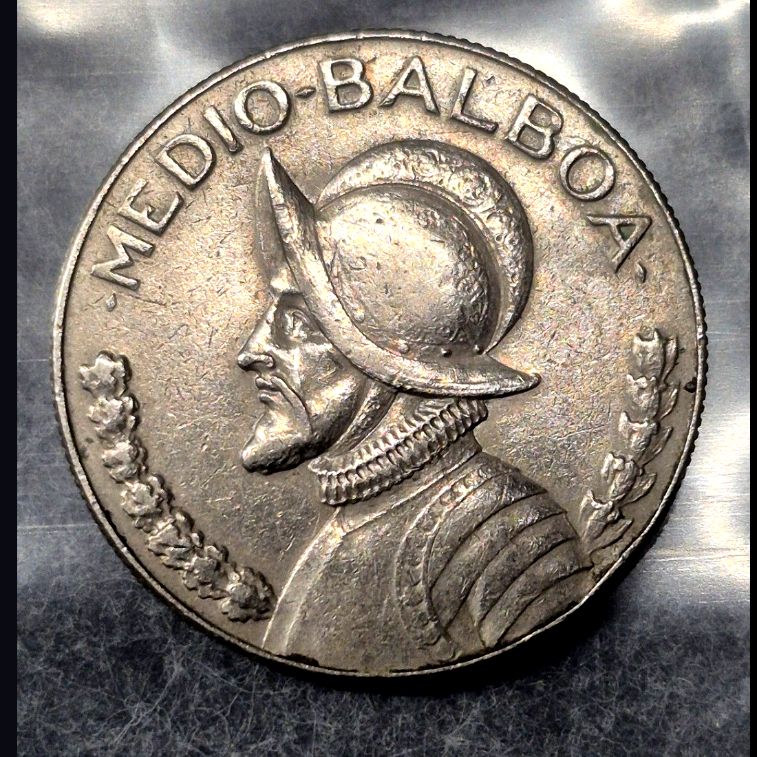 1973 Panama Medio Balboa 1/2 Balboa Vasco Nunez de Balboa 1st Year Clad KM12b XF