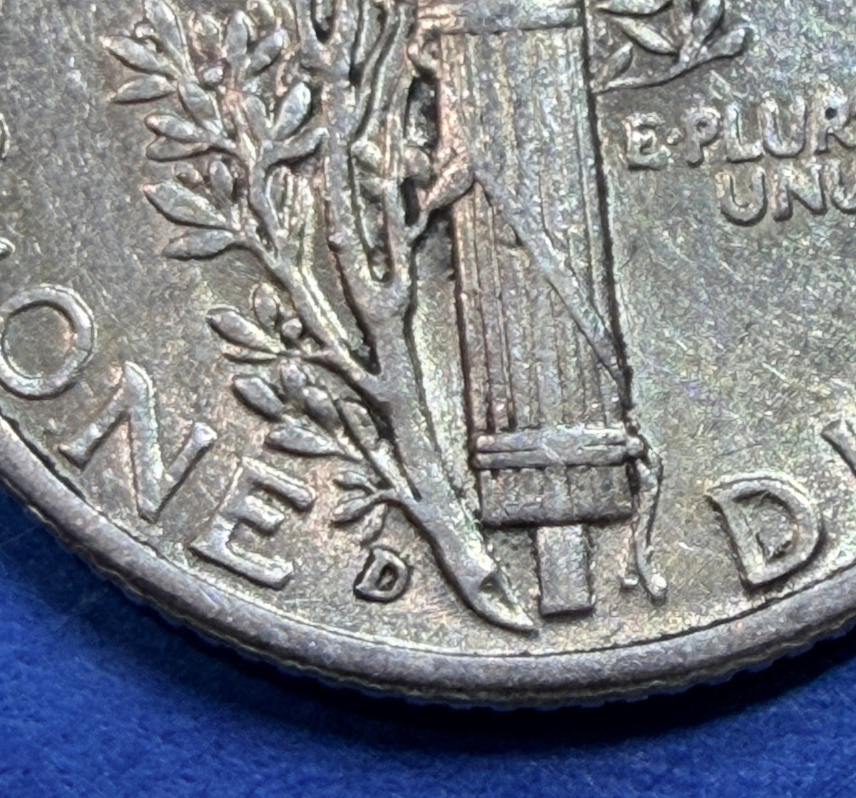 1940-D Mercury Dime 10C AU About Uncirculated 90% Silver Winged Liberty Coin