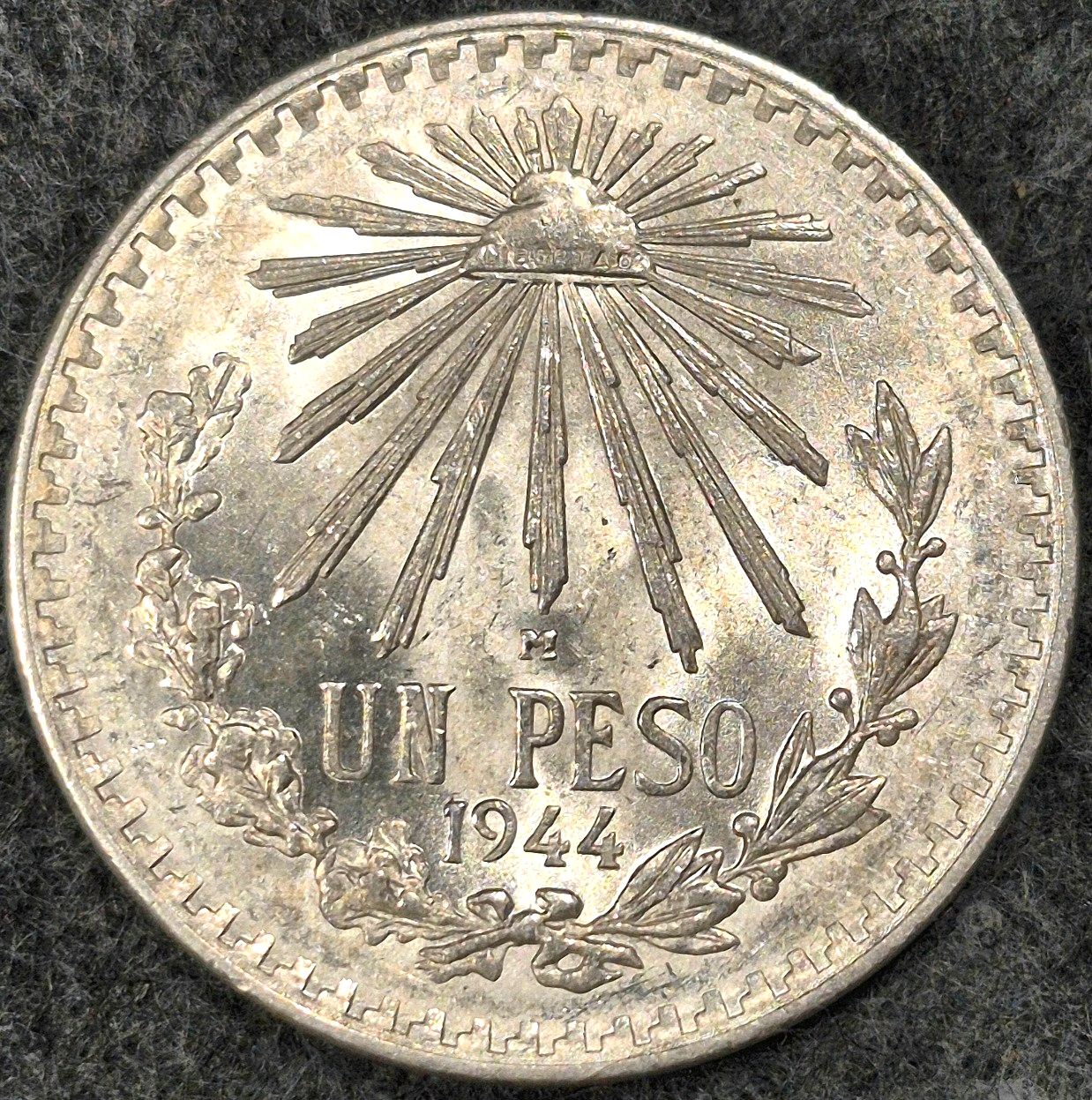 1944 Mexico Silver Un Peso Plata Coin Cap & Rays Crisp AU/BU Great Luster Video