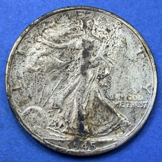 1945-D Walking Liberty Half Dollar 50C XF-AU Denver Mint 90% Silver WWII Coin