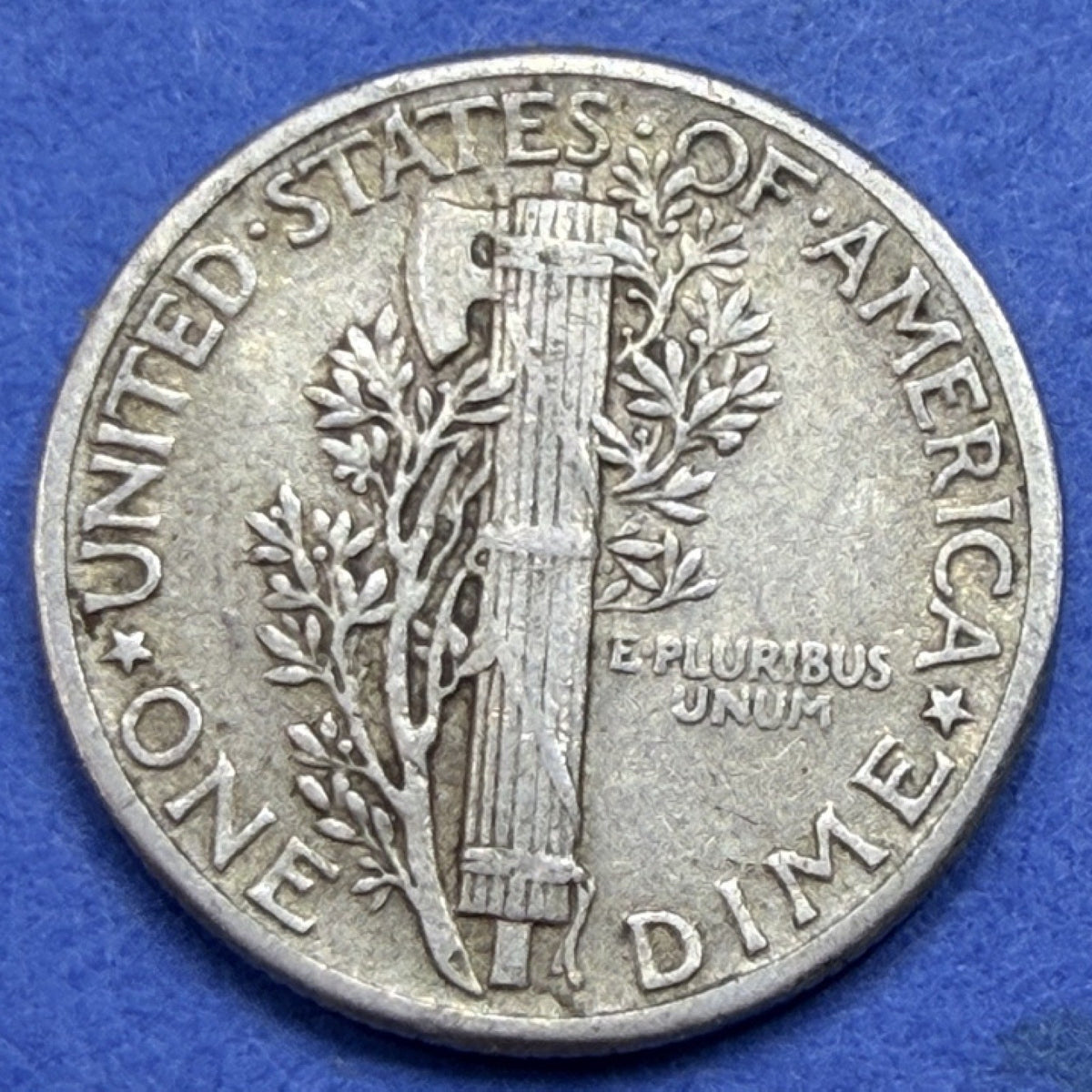 1945 Mercury Dime 10C VF Very Fine 90% Silver Winged Liberty Last Year US Coin