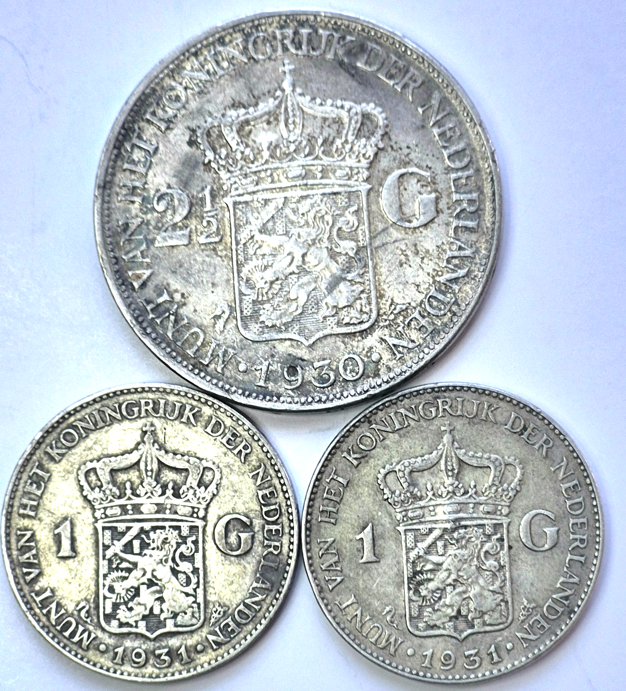 LOT (3) Netherlands SILVER Coins, (1) 2-1/2 Gulden-1930, (2) 1 Gulden-1931