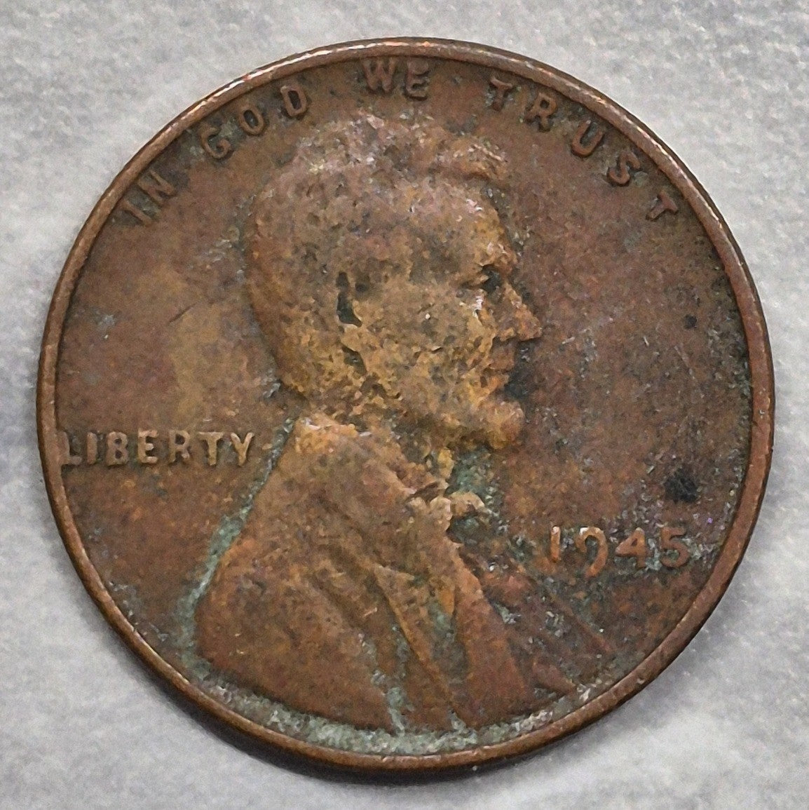 1945 Lincoln Wheat Cent 1C Philadelphia WWII Shell Case Wheat Penny Fine Brown