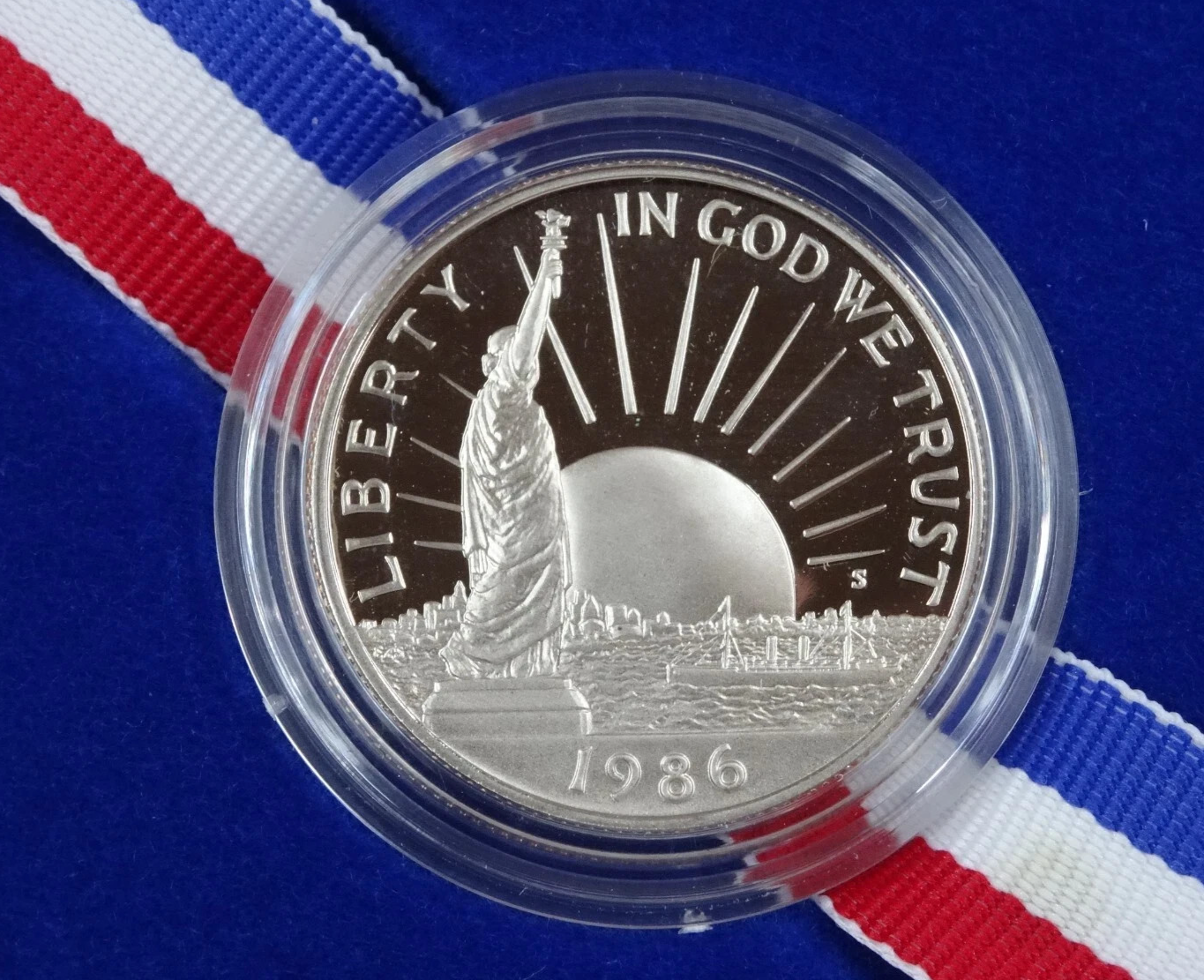 ⭐️  1986-S Statue of Liberty Proof Half Dollar US Mint Coin 50c OGP Box & COA