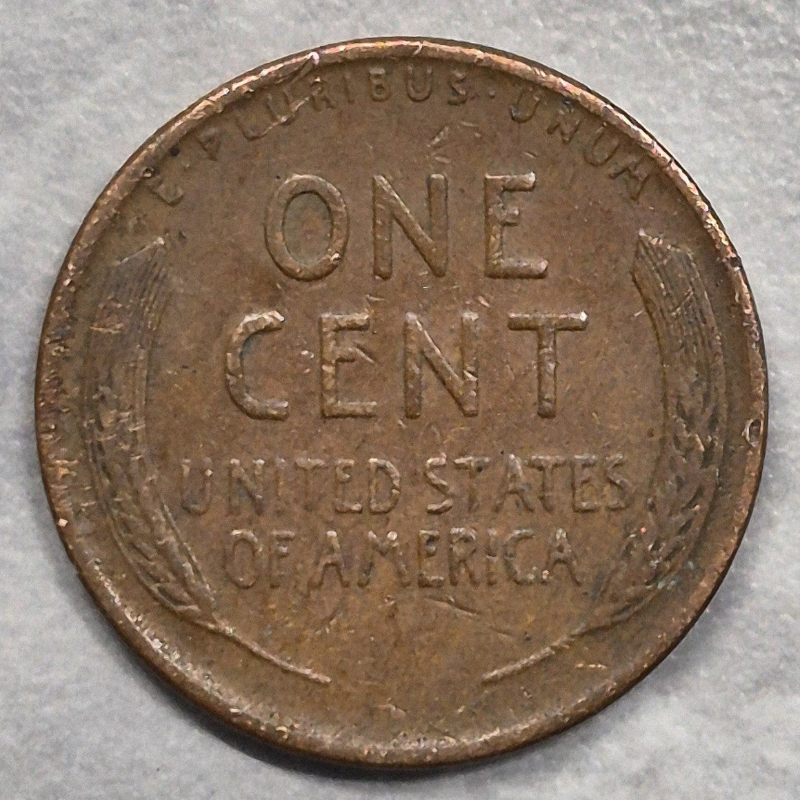 1945 Lincoln Wheat Cent 1C Philadelphia WWII Shell Case Wheat Penny Fine Brown