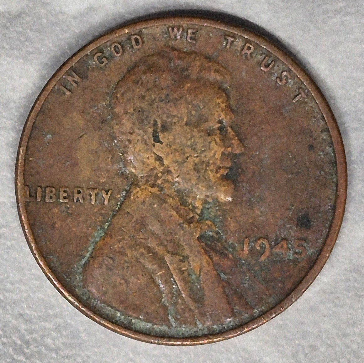 1945 Lincoln Wheat Cent 1C Philadelphia WWII Shell Case Wheat Penny Fine Brown