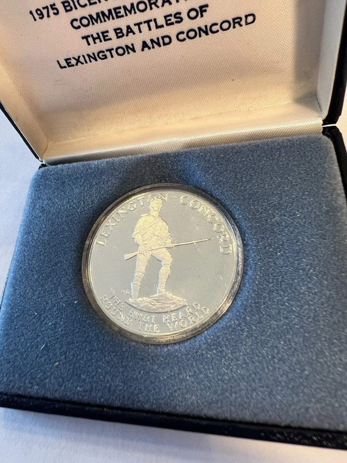 ✅ 1975 Bicentennial Coin .925 SILVER American Revolution Lexington Paul Revere