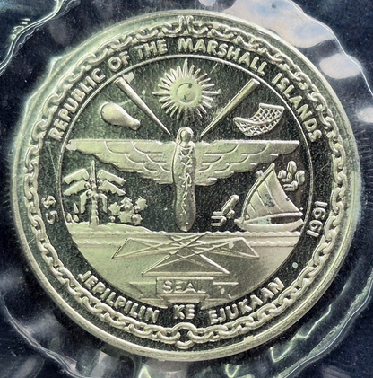 Marshall Islands 5 Dollars 1991 Heroes of Pearl Harbor - UNC - in Mint Wrapper