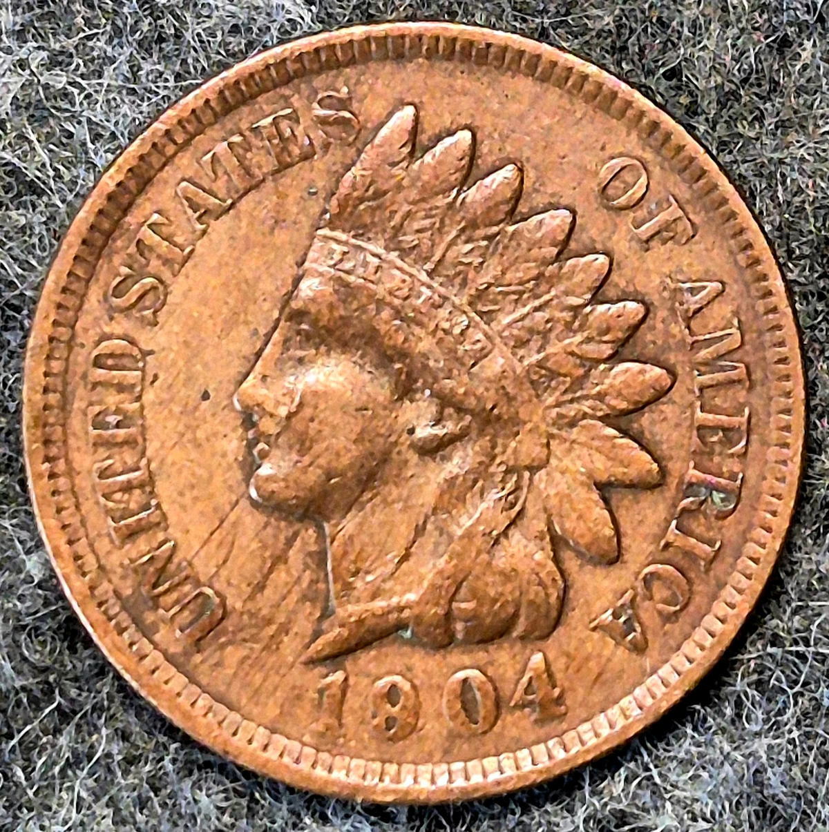 1904 Indian Head Cent XF+ Features Type III Bronze Oak Wreath Shield Coin Shown