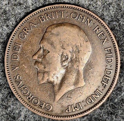 1934 Great Britain UK 1 Penny KM#838 Large One Cent coin. George V. Coin Shown