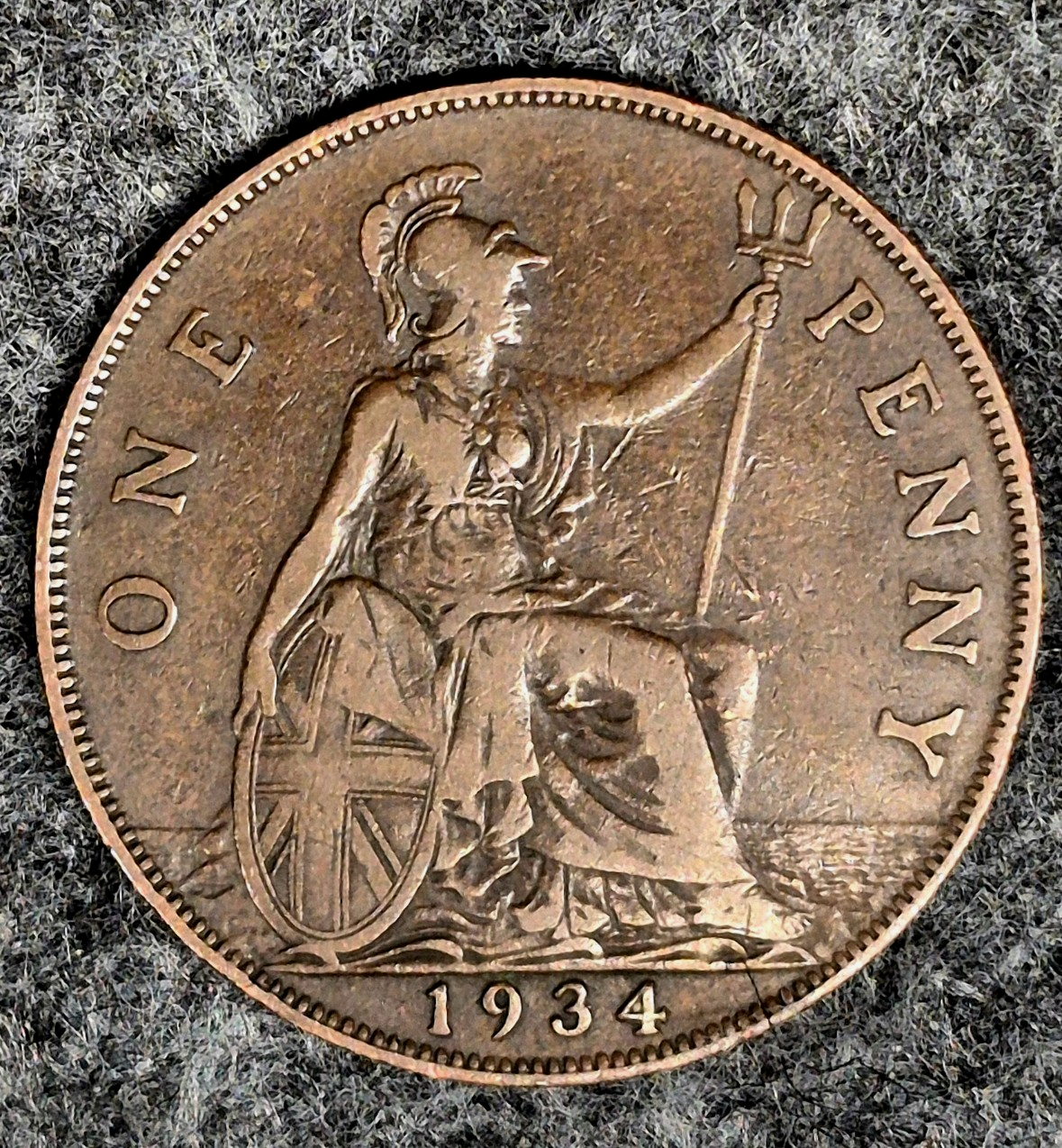 1934 Great Britain UK 1 Penny KM#838 Large One Cent coin. George V. Coin Shown
