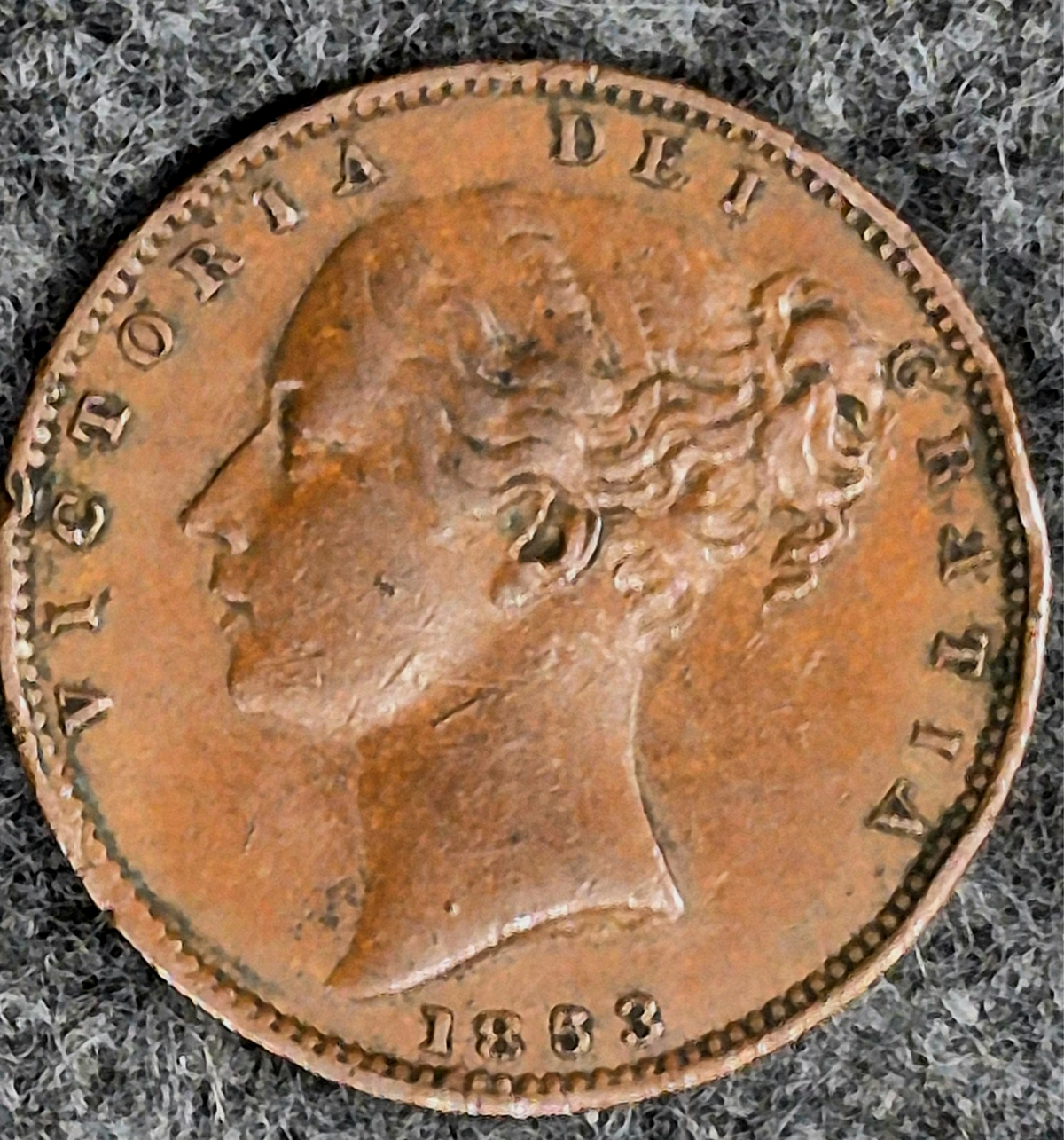 1853 Great Britain Queen Victoria Farthing Raised Designer Initials "WW" KM-725